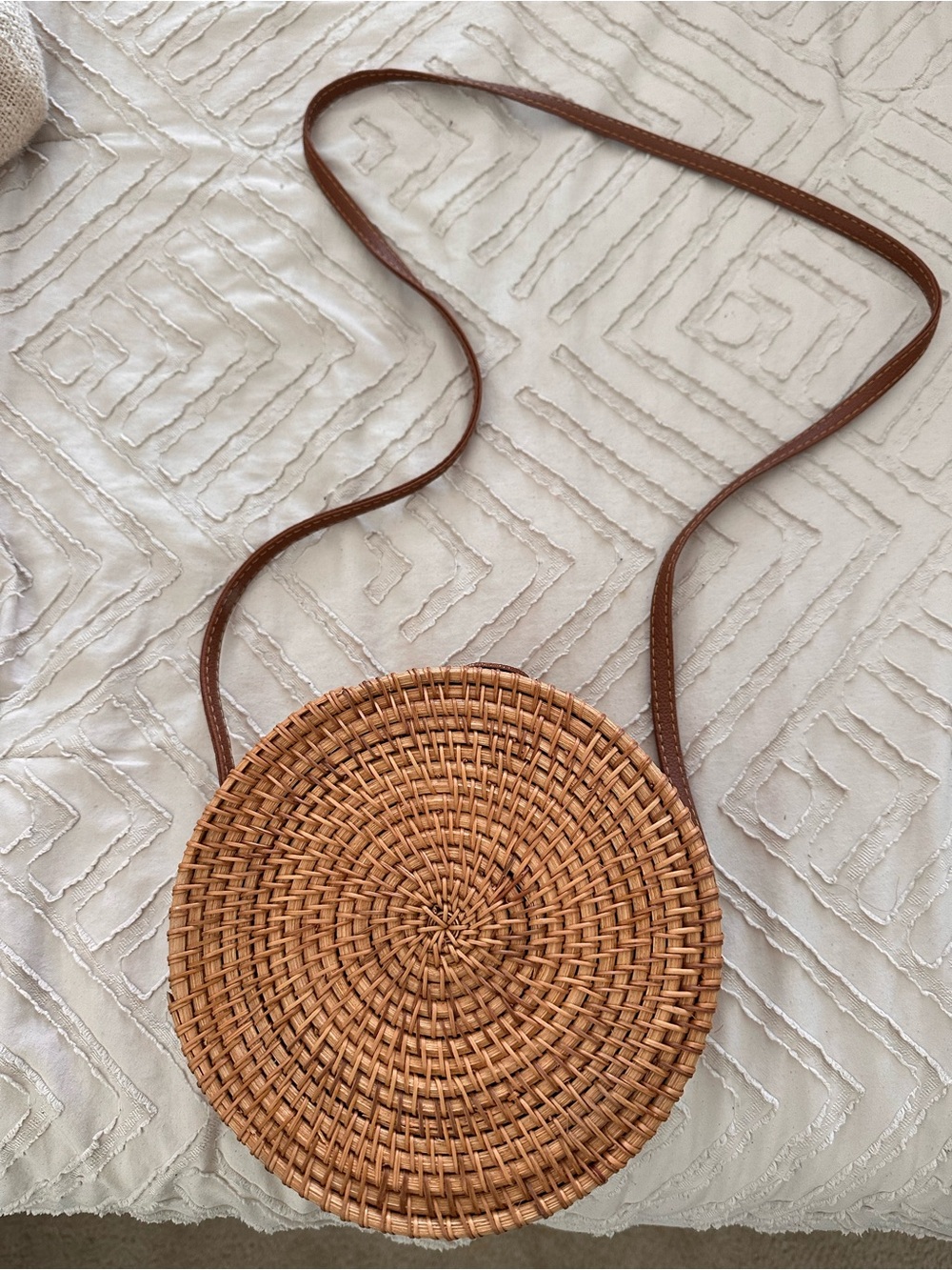 Woven Round Crossbody Bag in Natural Brown